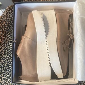 Annette Gortz mocha tube lace up leather shoes, size 8.5, EUC